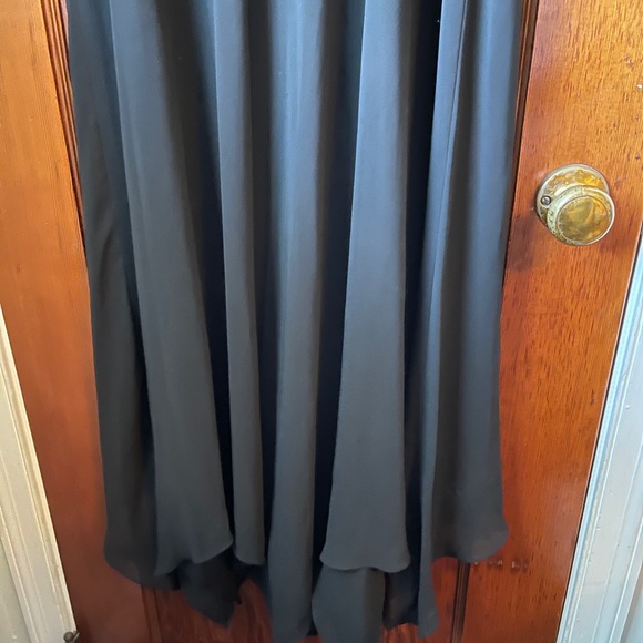 Black long evening formal with sequence detail - Picture 4 of 4